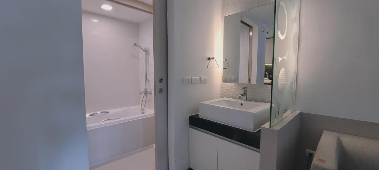 Twenty Three Residence Bangkok Exterior photo